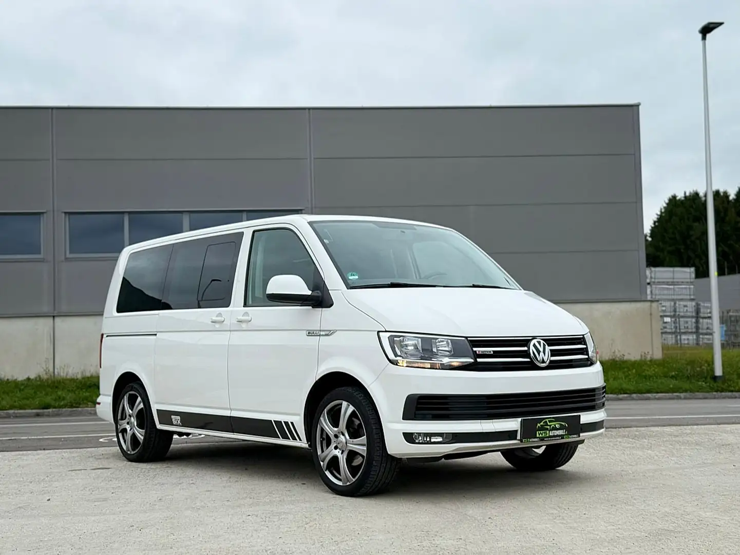 Volkswagen T6 Caravelle 2.0 TDI Comfortline 4Motion Weiß - 2