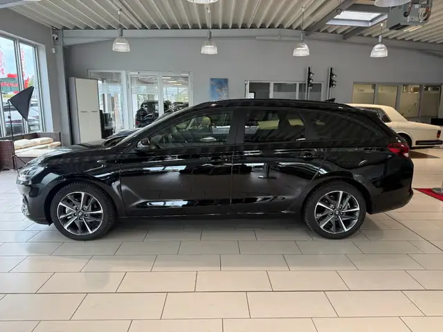 Hyundai I30 view 4