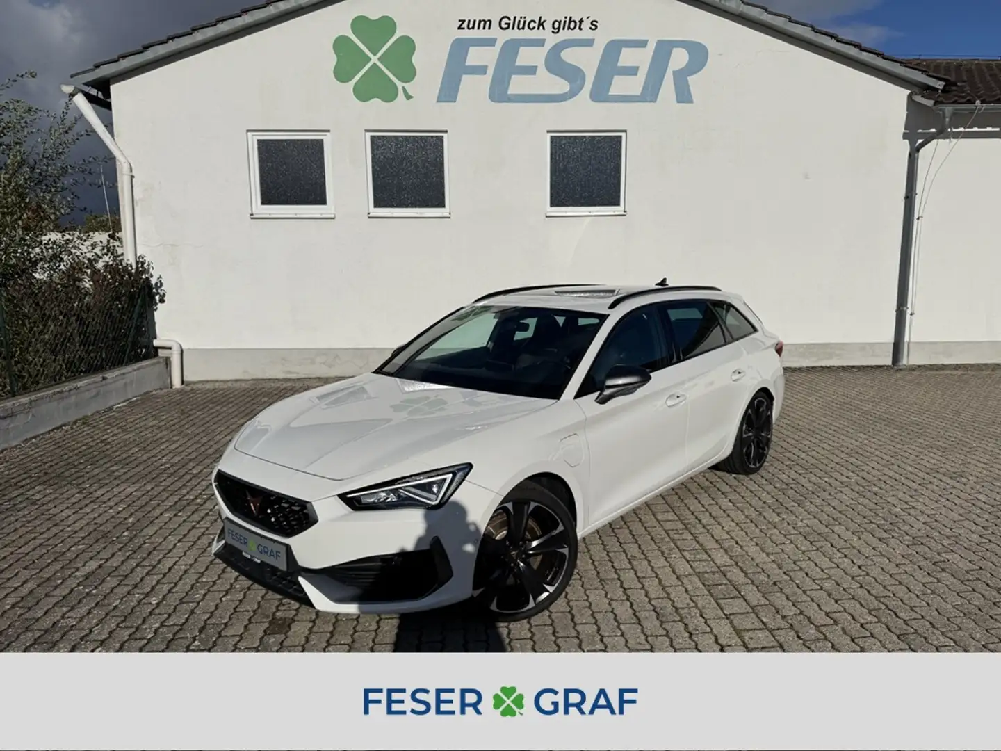 CUPRA Leon Sportstourer VZ 1.4 e-Hybrid eHECK FaPa-XL PANO Weiß - 1