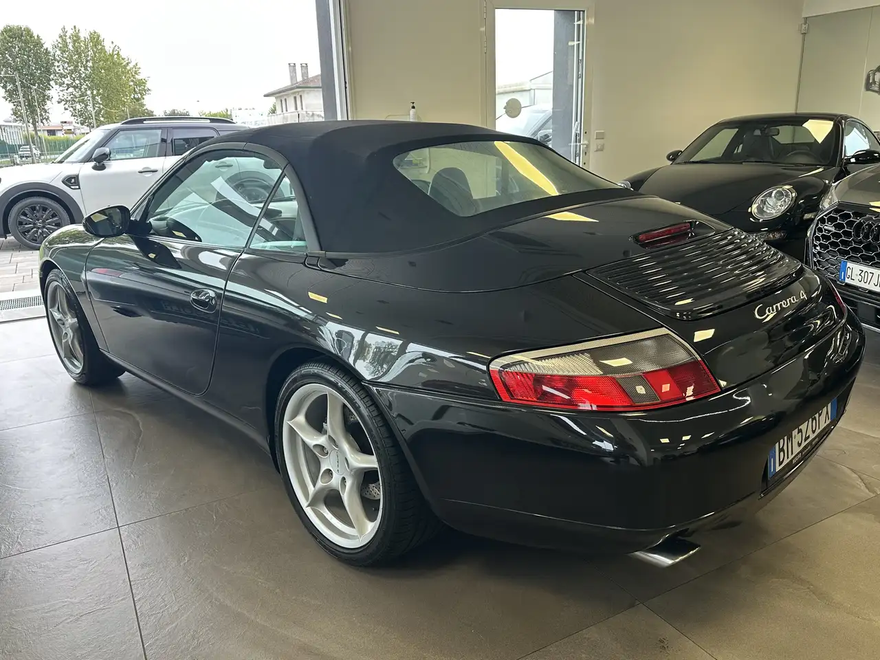 Porsche 911 996 CARRERA 4 CABRIO MANUALE PRIMA VERNICE ASI E CRS, foto 2