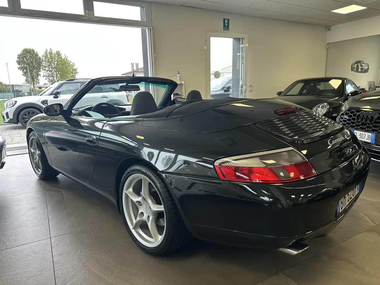 Porsche 911 996 CARRERA 4 CABRIO MANUALE PRIMA VERNICE ASI E CRS, foto 6