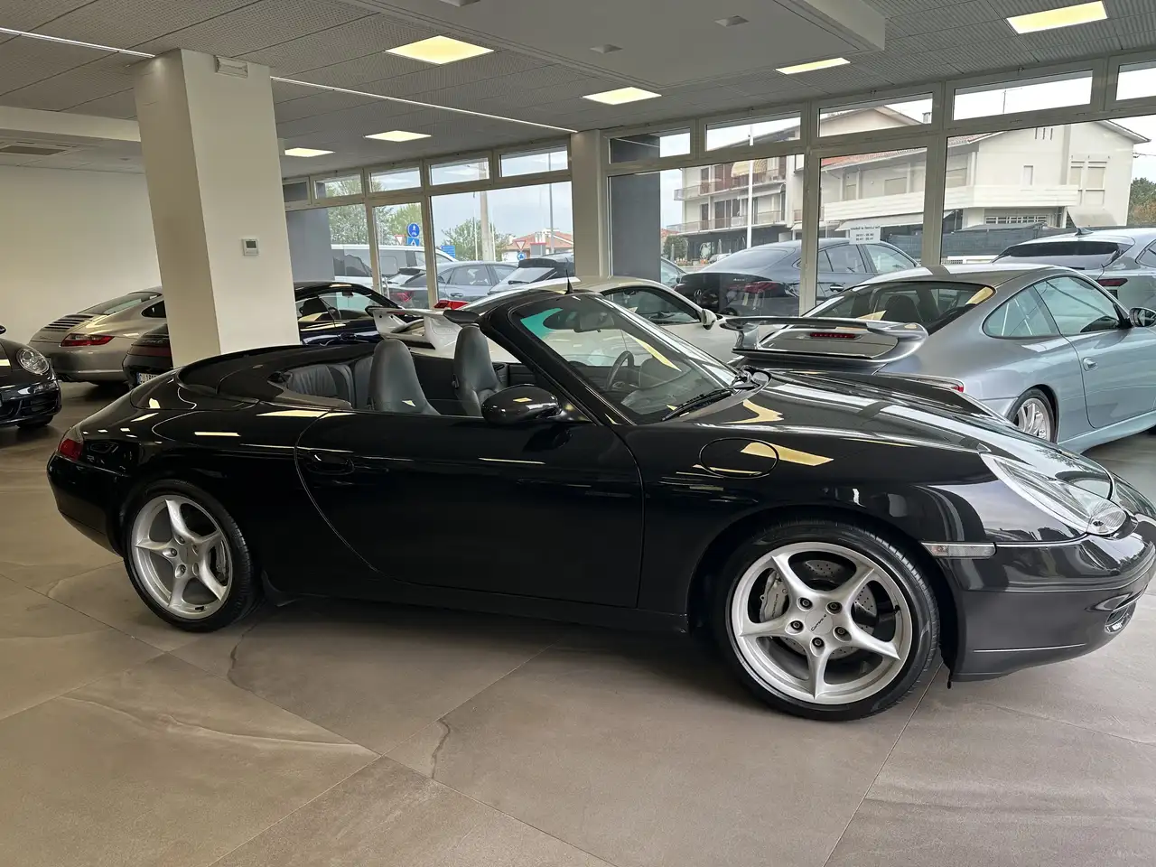 Porsche 911 996 CARRERA 4 CABRIO MANUALE PRIMA VERNICE ASI E CRS, foto 7