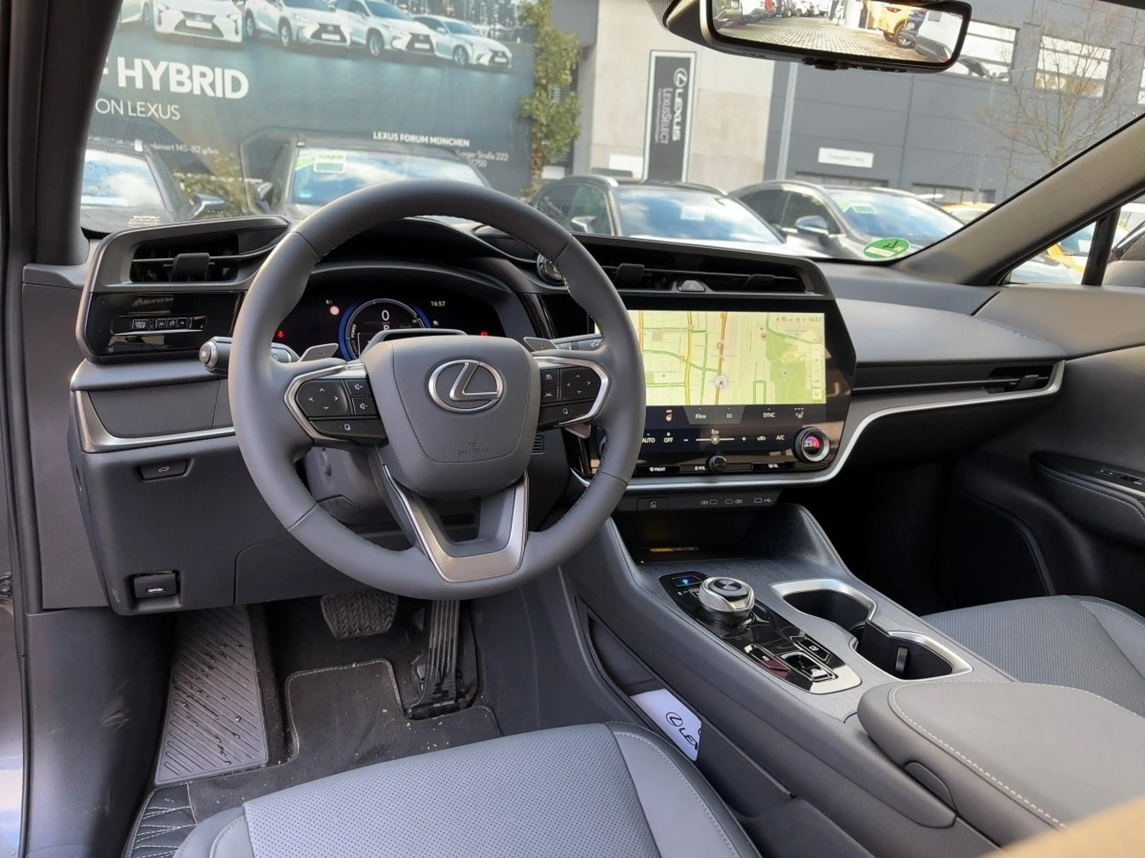 Lexus RZ 350 e Executive 2xKlima 360 ACC AUT — photo 10