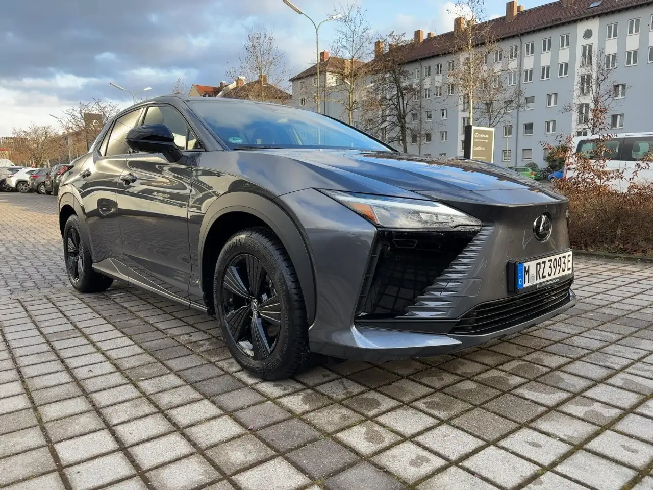Lexus RZ 350 e Executive 2xKlima 360 ACC AUT 5