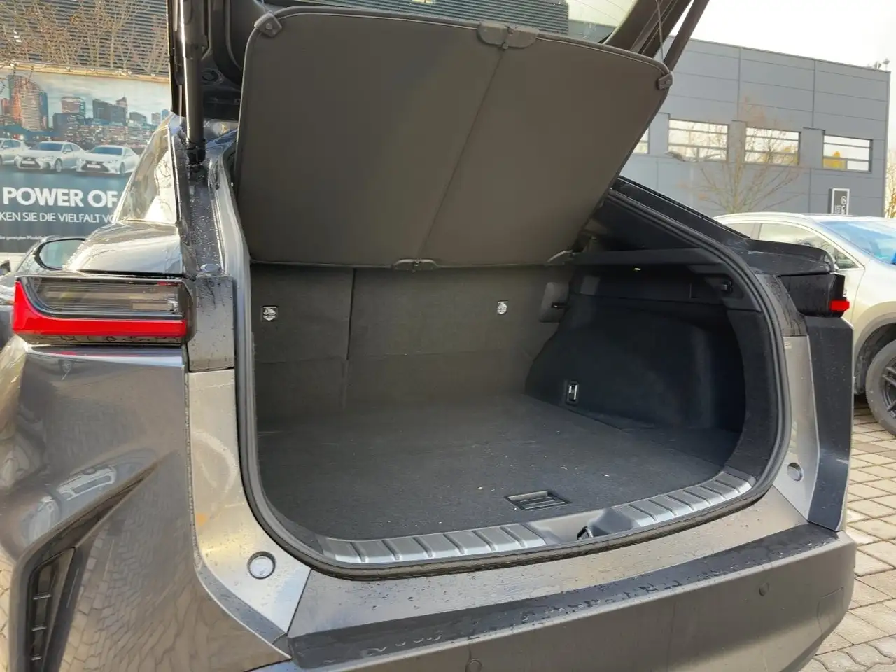 Lexus RZ 350 e Executive 2xKlima 360 ACC AUT 7