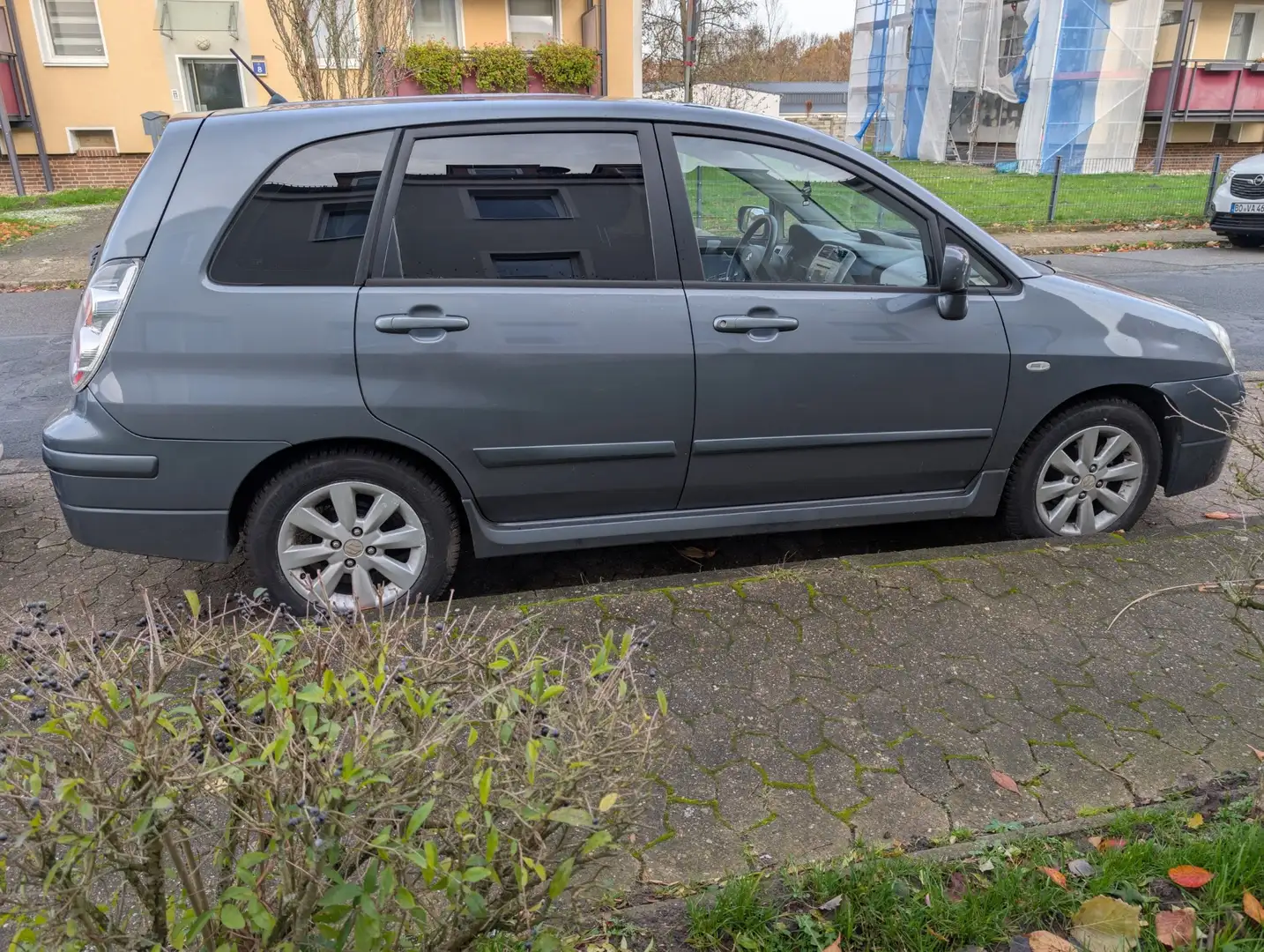 Suzuki Liana Kombi 1.6 Comfort - 2