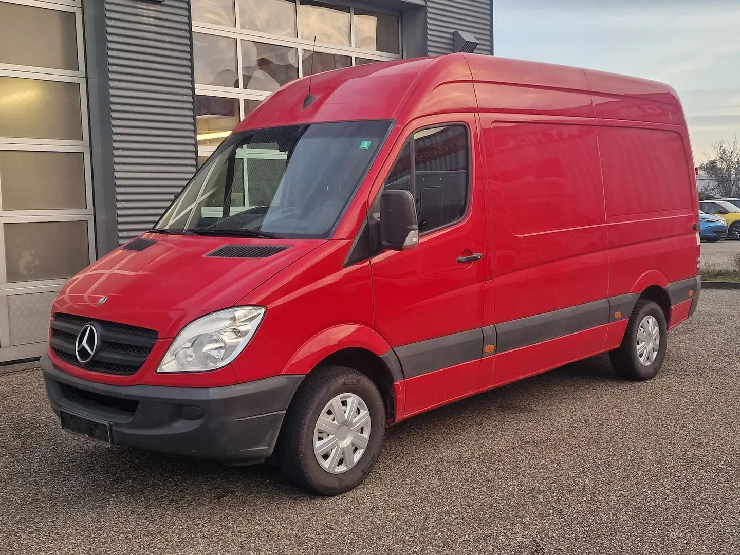 Mercedes-Benz Sprinter 215 D Lang Hoch KlimaAHK Rot - 1