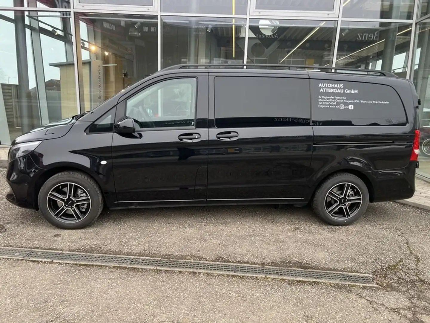 Mercedes-Benz Vito Tourer 116 CDI 4x4 PRO lang °9.Sitzer° Schwarz - 2