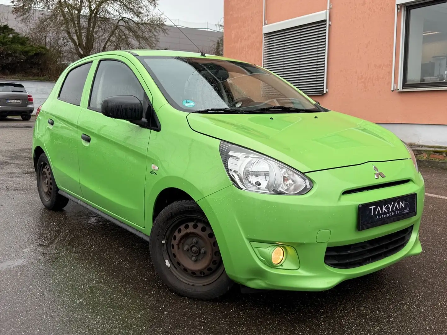 Mitsubishi Space Star Light / 2.Hand / Klima / SHZ Grün - 1