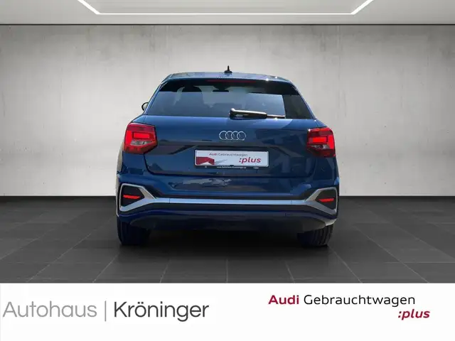 Audi Q2 view 6