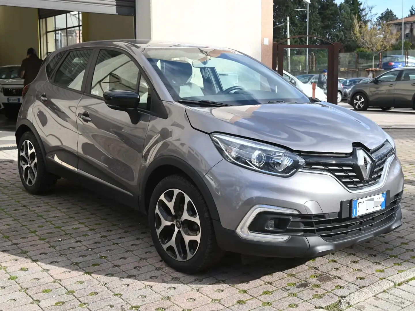 Renault Captur Captur 0.9 tce Business 90cv Grigio - 2