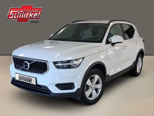Volvo XC40 T3 FWD Kinetic Navi 17"-LM Klimaaut. Winter-Paket