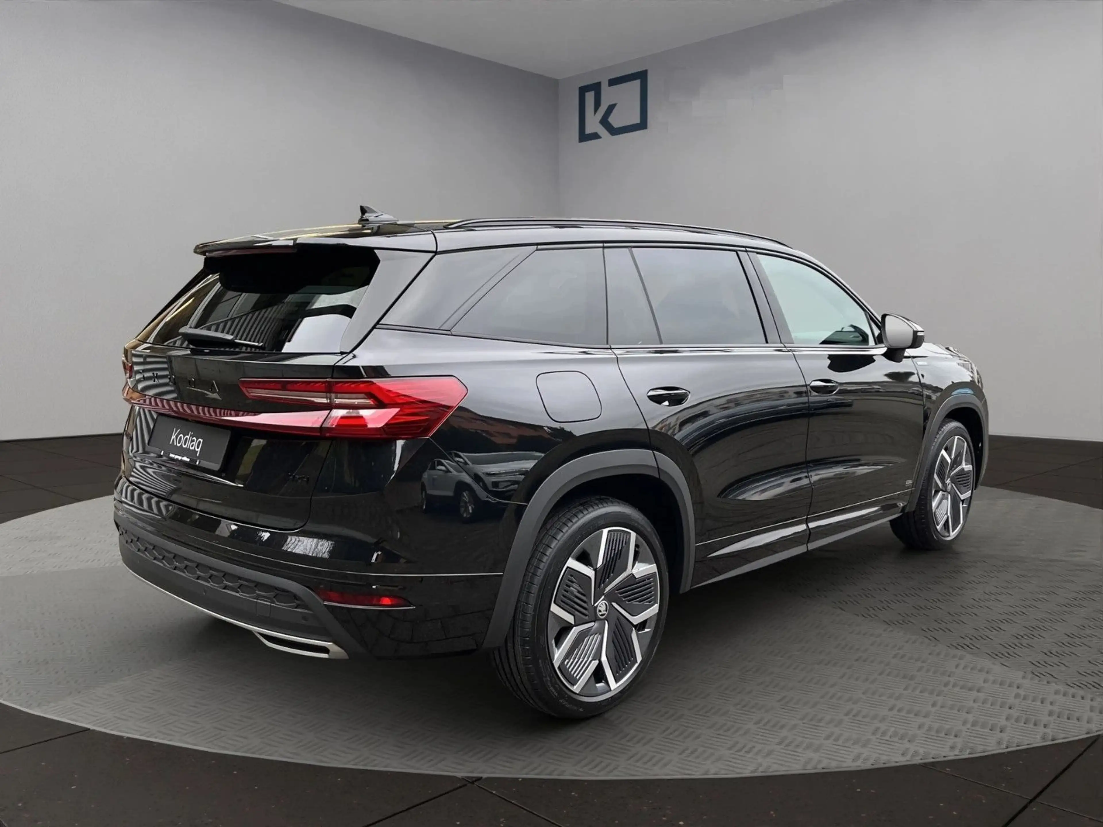 Skoda Kodiaq IV 1.5 TSI DSG PHEV Sportline VOLLAUSST — photo 9