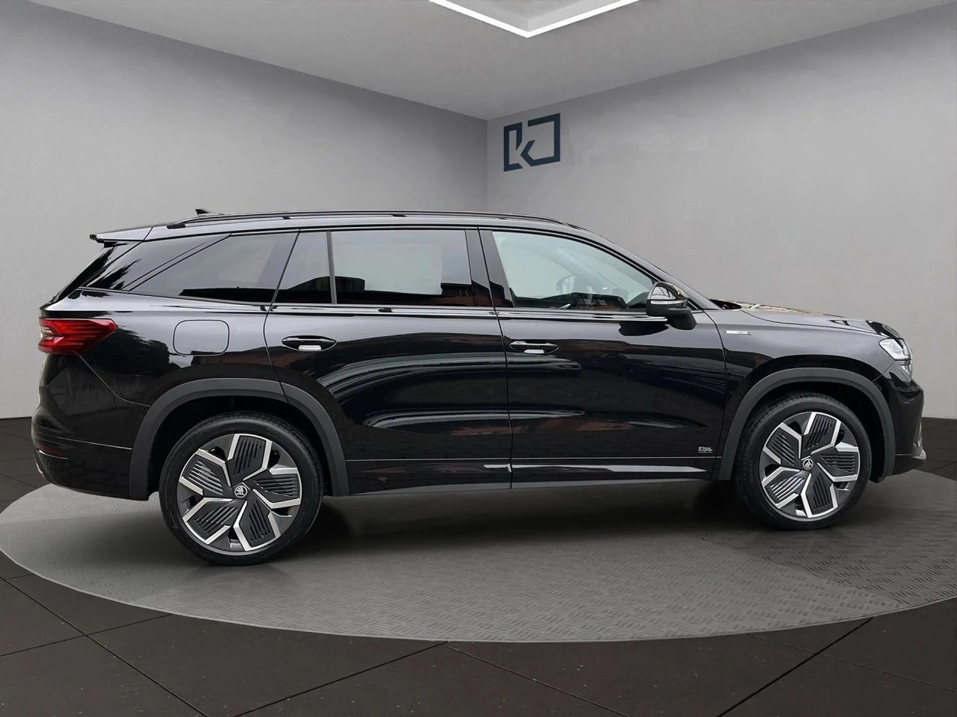 Skoda Kodiaq IV 1.5 TSI DSG PHEV Sportline VOLLAUSST — photo 7