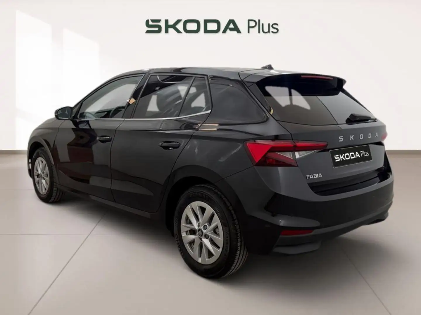Skoda Fabia 1.0 TSI Selection 70kW Negro - 2