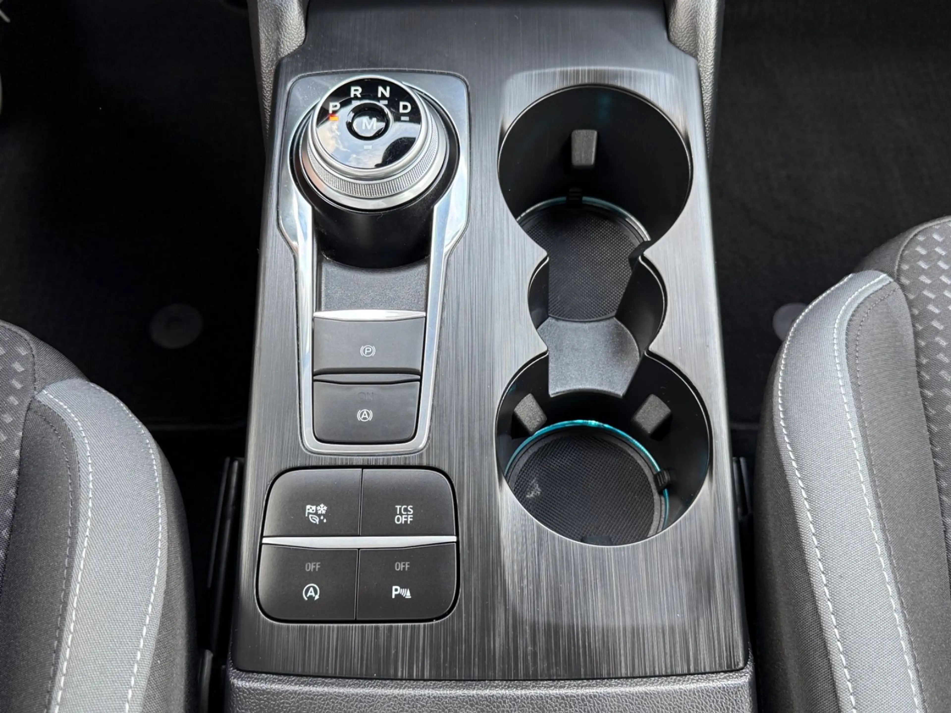 Ford Focus Turnier 1.5 TDCI Cool & Connect Navi/PDC — photo 14