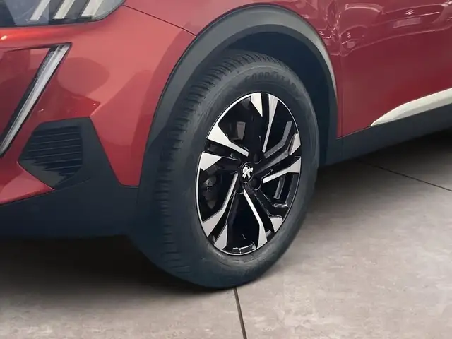 Peugeot 2008 view 15