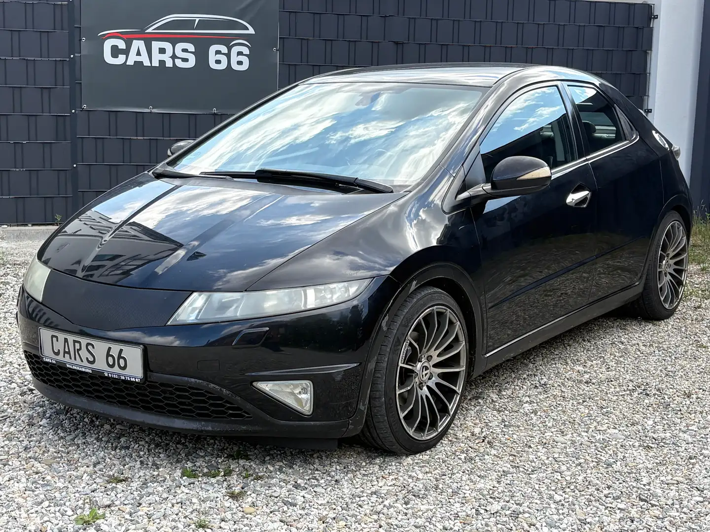 Honda Civic 2.2 CTDI Executive Zwart - 1