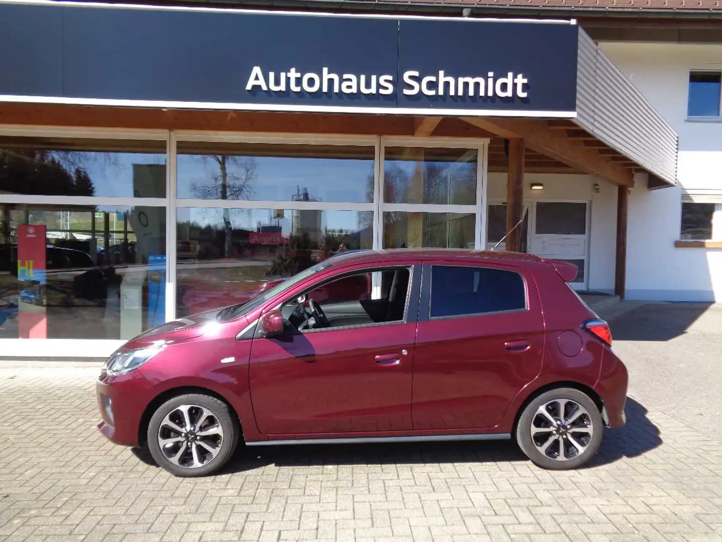 Mitsubishi Space Star Select+ 1.2 CT Automatik Rosso - 1