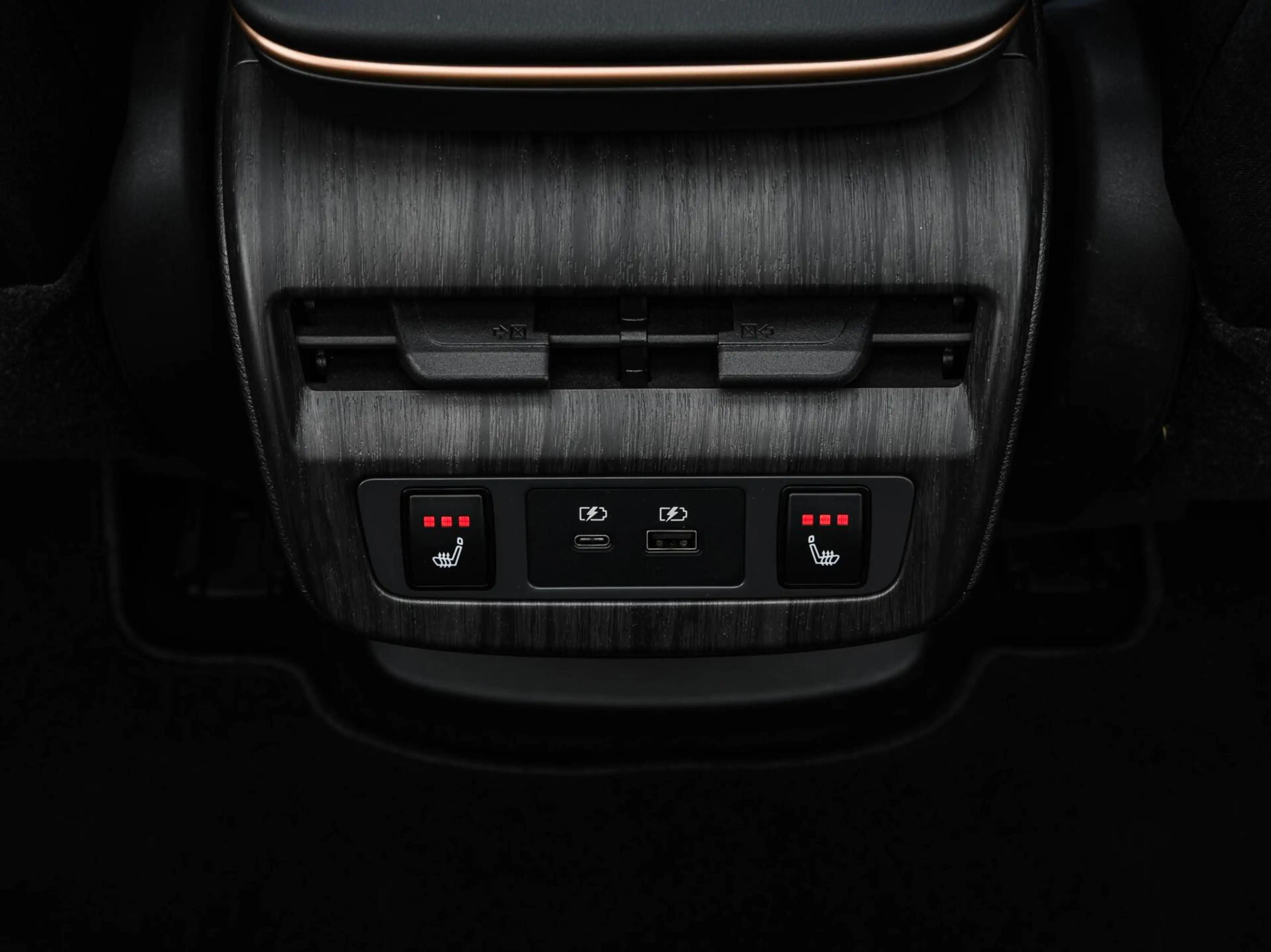 Nissan Ariya Evolve 91 kWh | SOH 99% | Panoramadak | Trekhaak | — photo 44