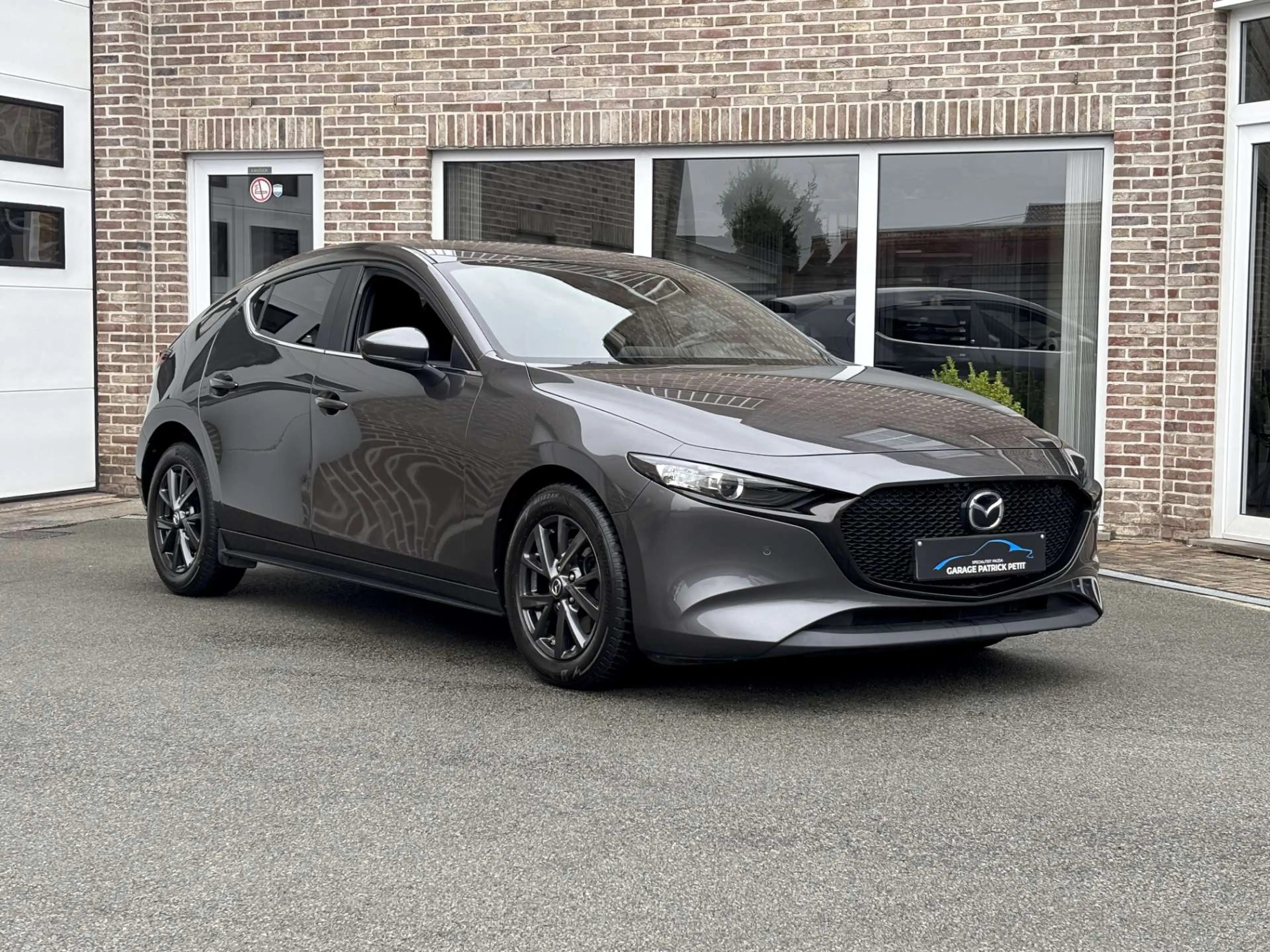 Mazda 3 3 2.0 M-HYBRID / Camera / 74000km / 12m wb