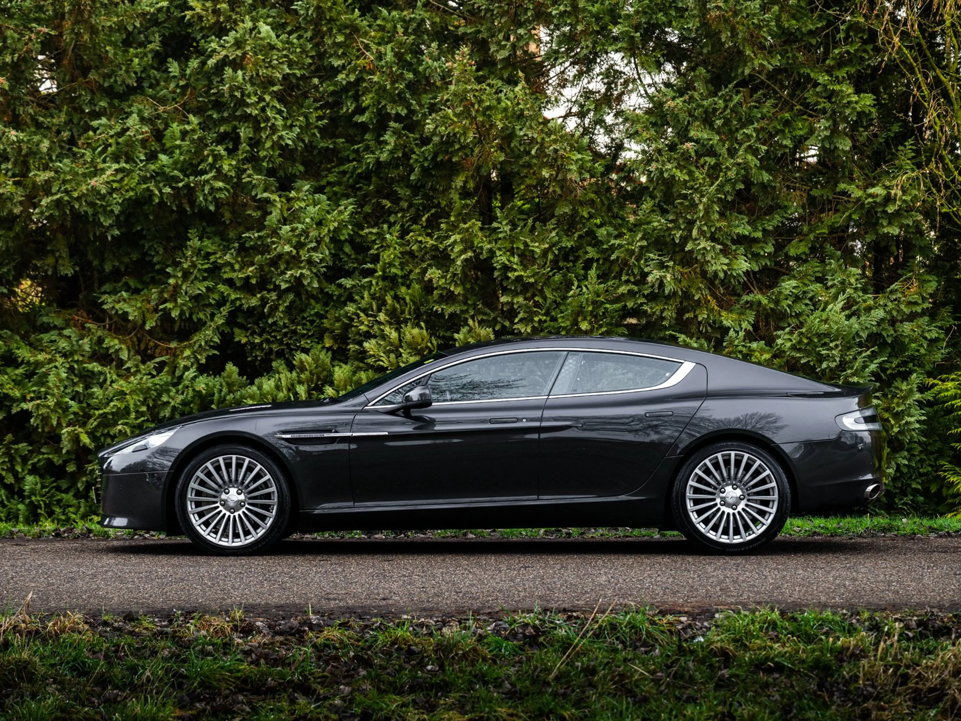 Aston Martin Rapide S 6.0 V12 — photo 3