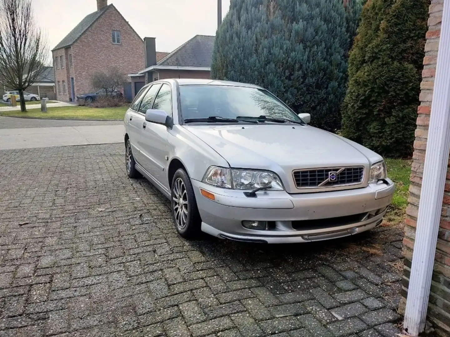 Volvo V40 1.8 Classic Limited Edition Grijs - 1