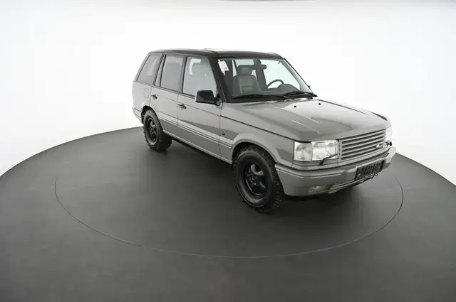 Land Rover Range Rover view 10