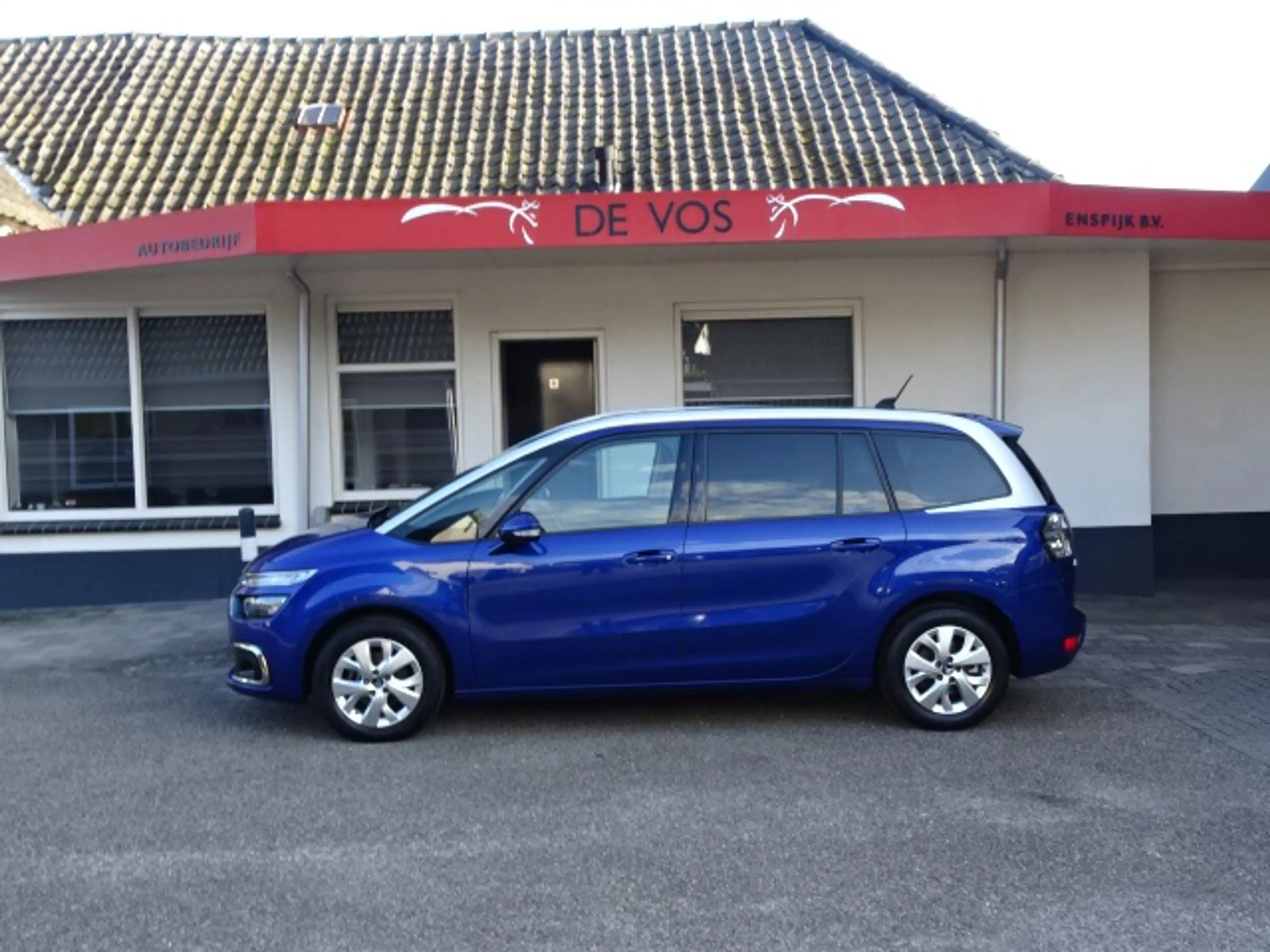 Citroen Grand C4 Picasso 1.2 PureTech Business — photo 2