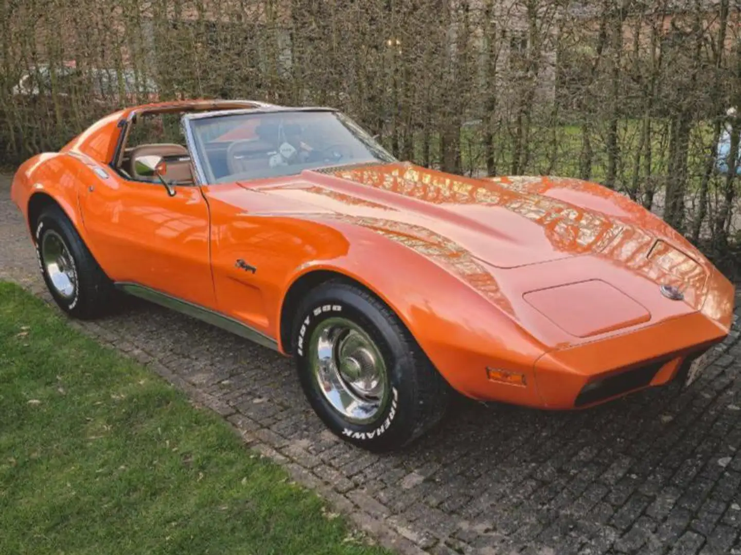 Chevrolet Corvette C3 Orange - 2