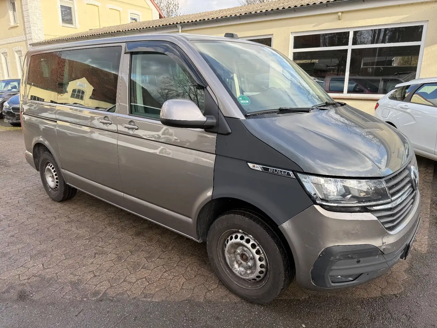 Volkswagen T6 Caravelle 2.0TDi DSG Voll fahrbereit !! Beige - 1