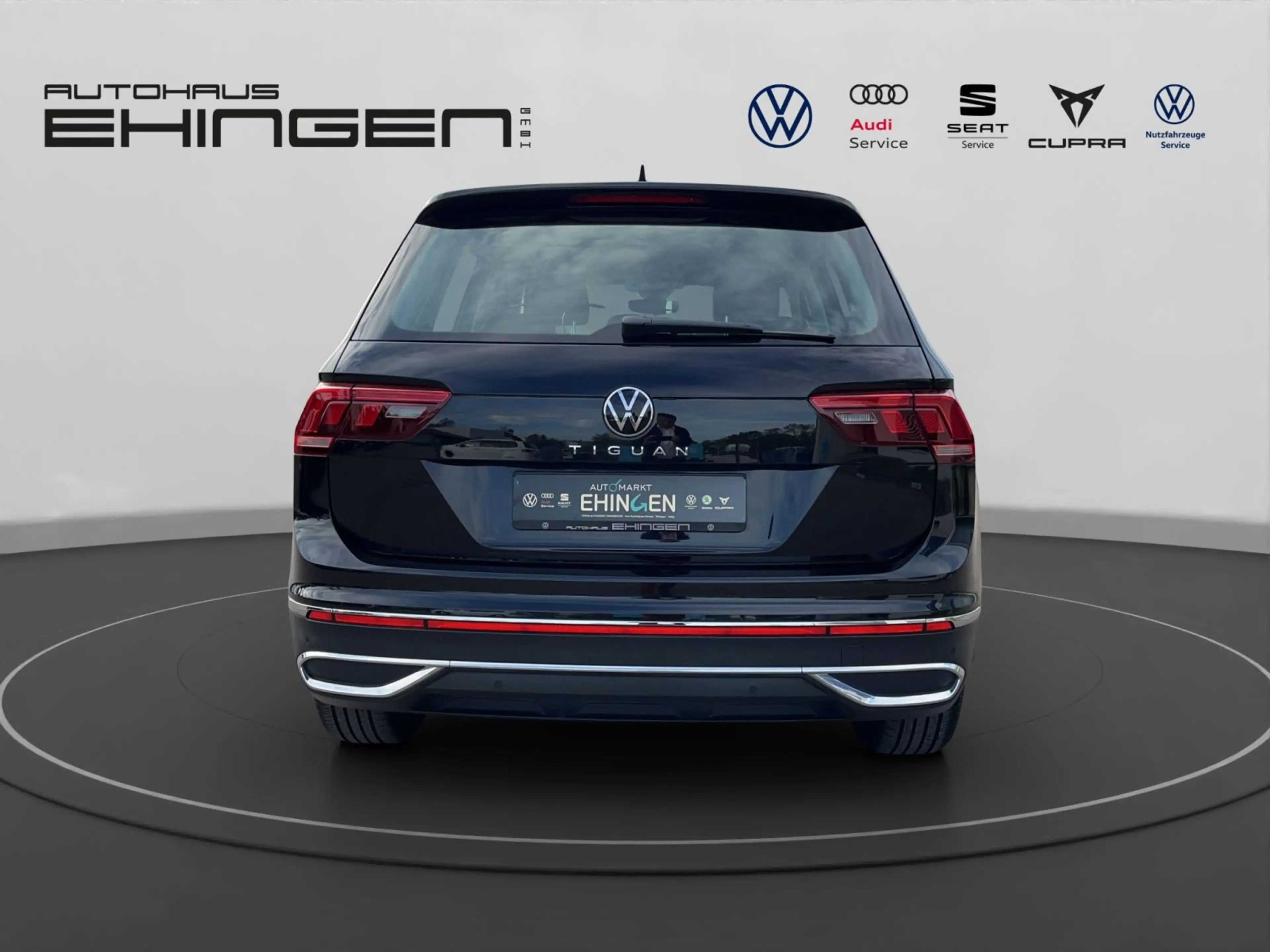 Volkswagen Tiguan Elegance 2.0 TDI DSG Matrix+AHK+Navi+ACC — photo 8