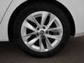 Skoda Octavia Combi 2.0 TDI First Edition Aut MATRIX Weiß - thumbnail 25