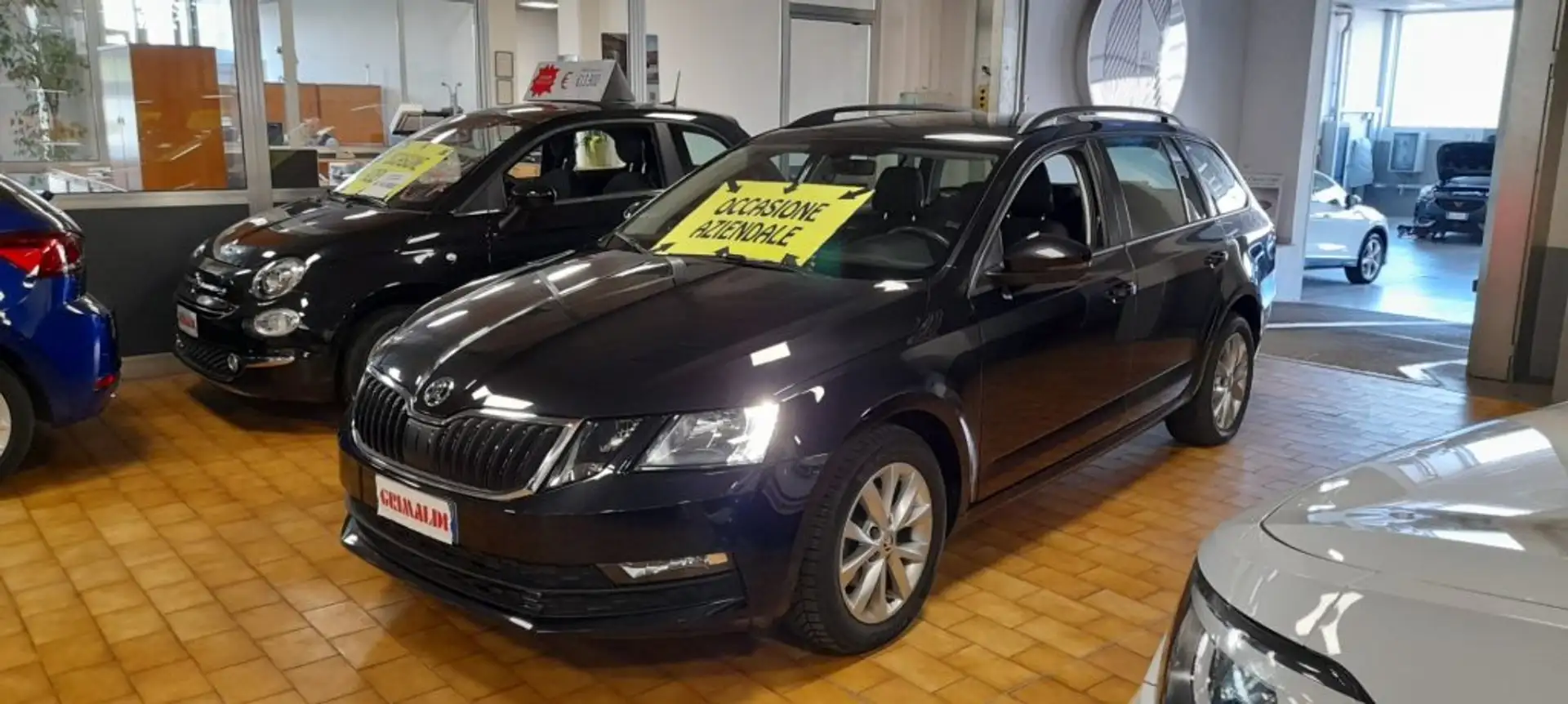 Skoda Octavia 1.6 TDI CR 115 CV Wagon Executive NAVI Сірий - 1