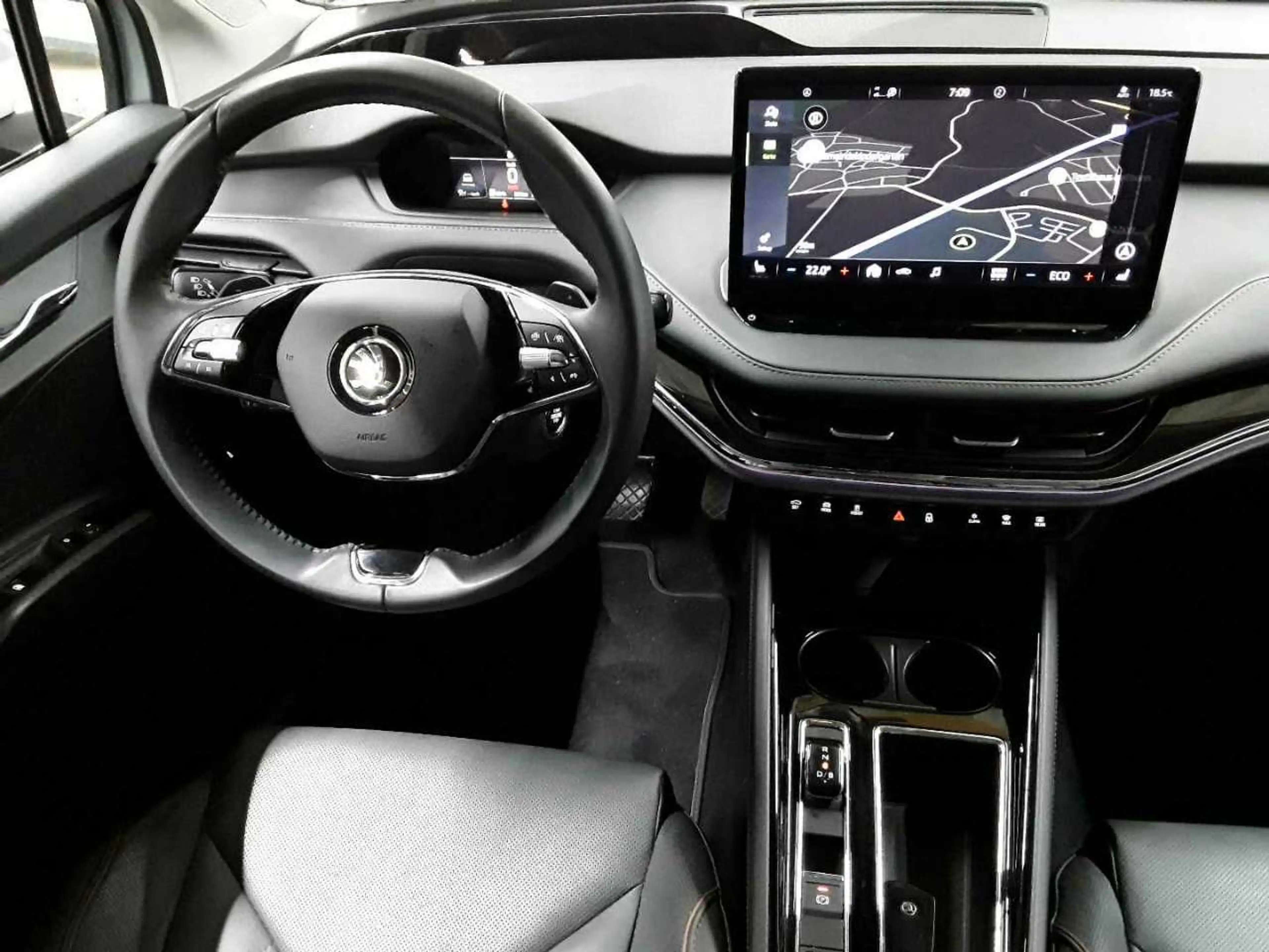 Skoda Enyaq Enyaq iV 80 Navi Leder AHK — photo 10