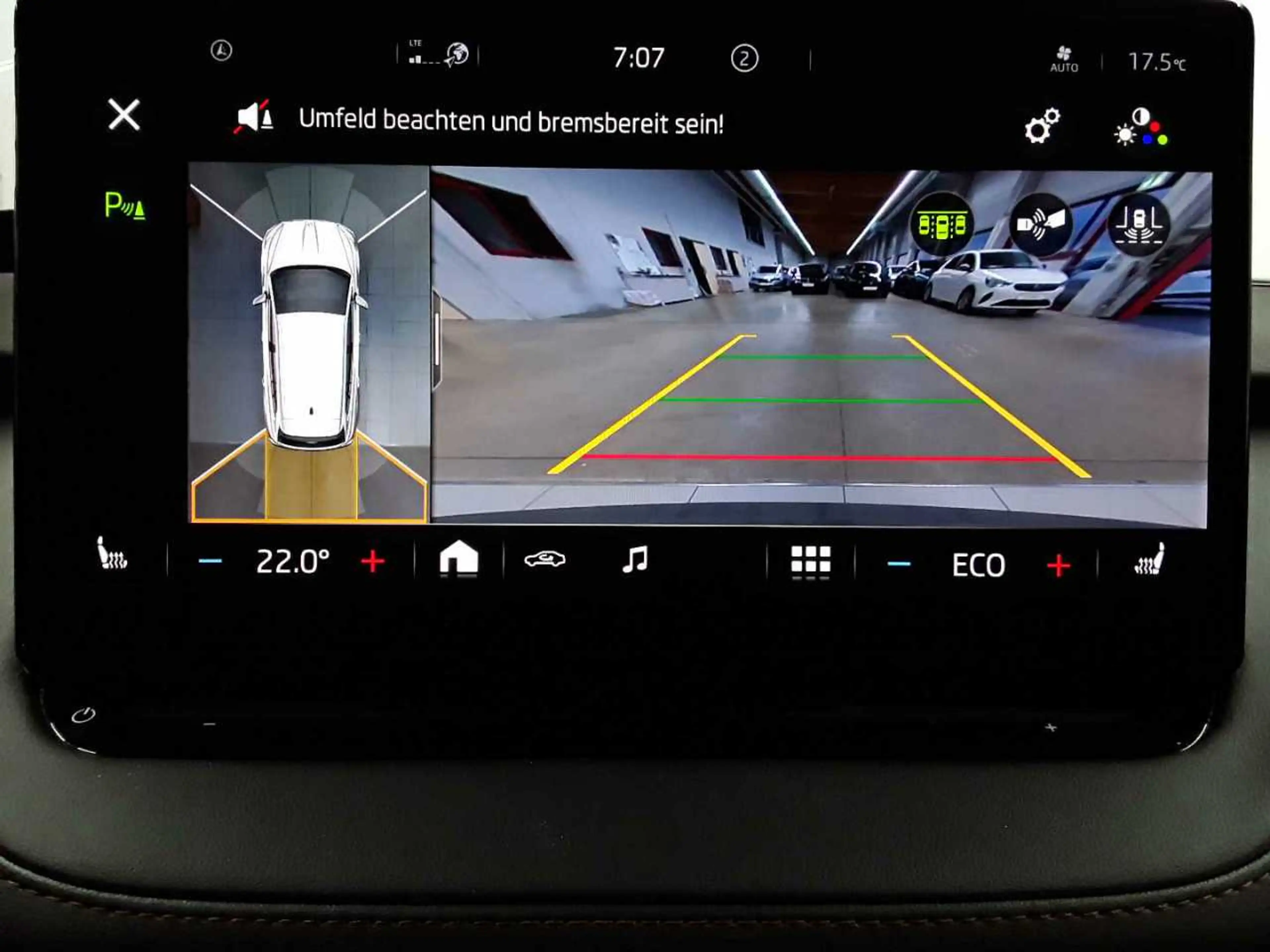 Skoda Enyaq Enyaq iV 80 Navi Leder AHK — photo 17