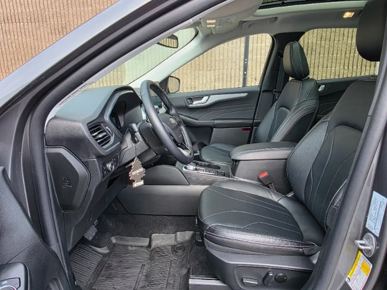 Ford Escape снимка Ford Escape