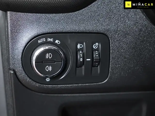 Opel Crossland view 21