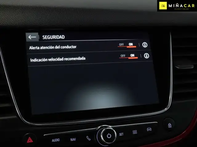 Opel Crossland view 14