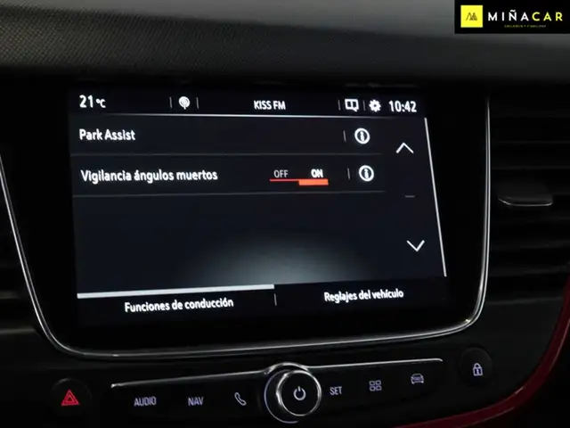 Opel Crossland view 13