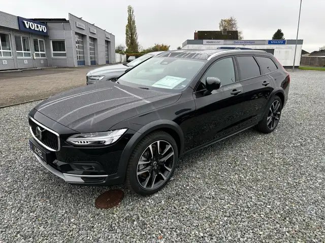 Volvo V90 Cross Country Plus AWD