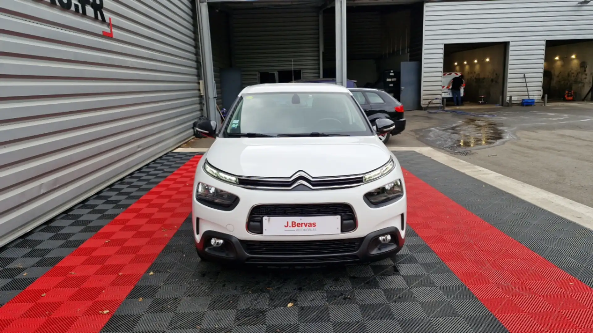 Citroen C4 Cactus SOCIETE BLUEHDI 120 SS EAT6 FEEL NAV Beyaz - 2