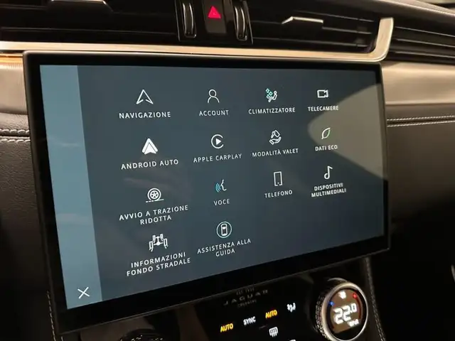 Jaguar F-Pace view 13