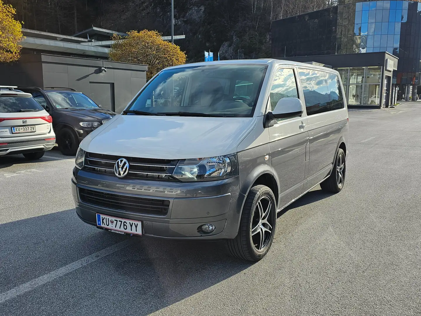 Volkswagen T5 Multivan Multivan Startline 2,0 BMT TDI 4motion D-PFStartline Weiß - 2