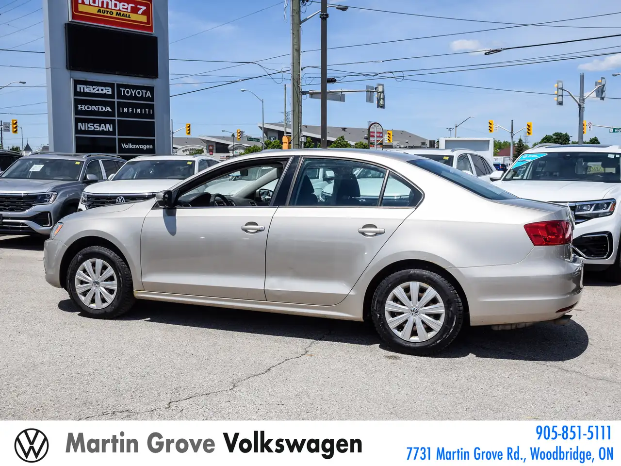 Volkswagen Jetta снимка Volkswagen Jetta