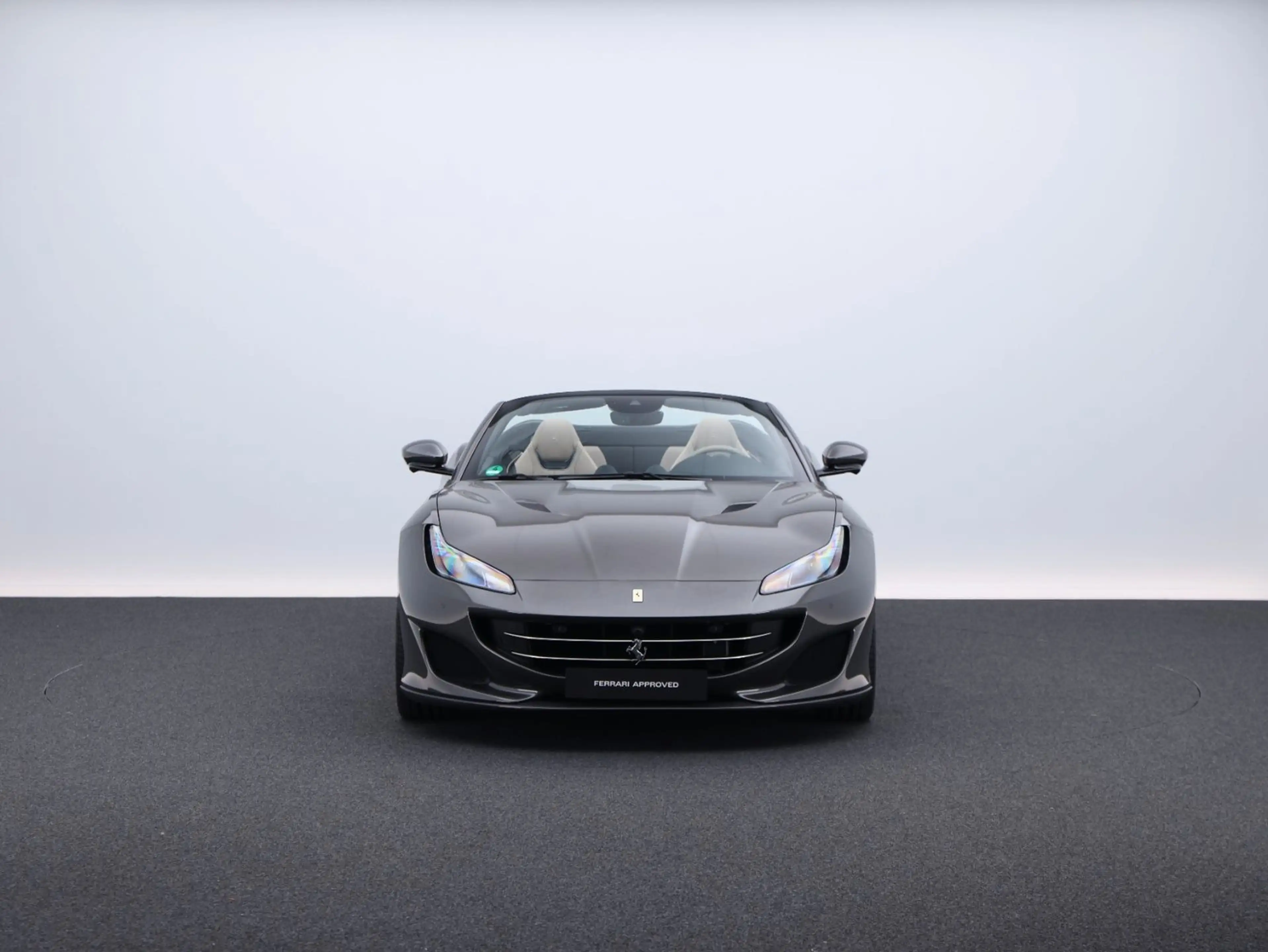 Ferrari Portofino ***Ferrari Frankfurt*** — photo 3