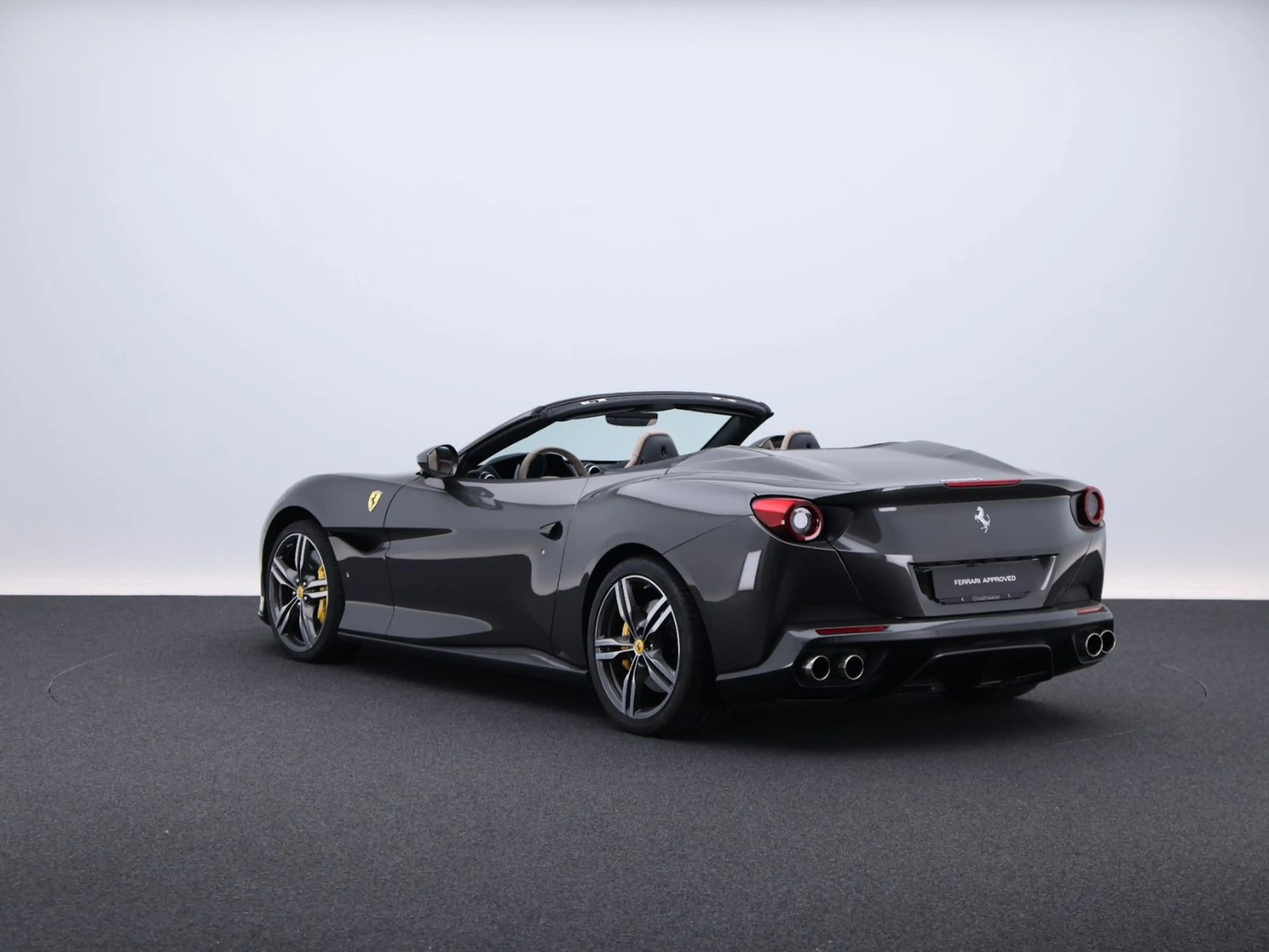 Ferrari Portofino ***Ferrari Frankfurt*** — photo 8