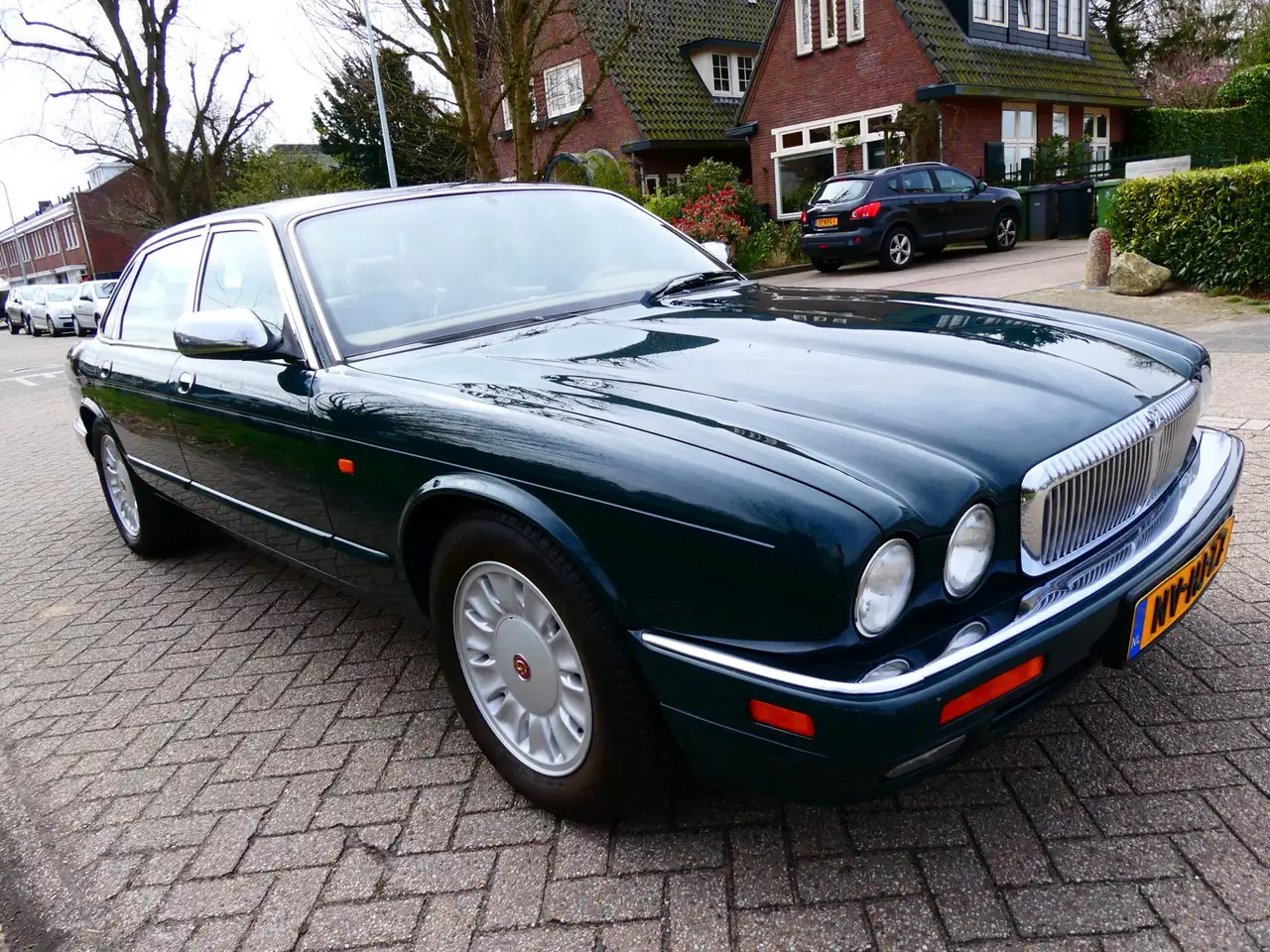 Daimler Double Six 6.0 V12 312pk Origineel Nederlands met historie Yo, foto 9