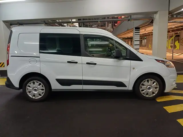 Ford Transit Connect Kasten3Sitze*StandHZG*Kamer*Navi