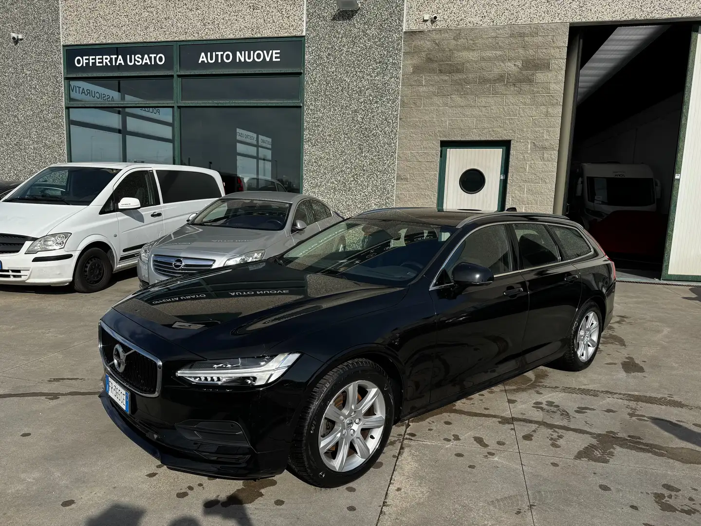 Volvo V90 V90 2.0 d4 Momentum geartronic Nero - 2